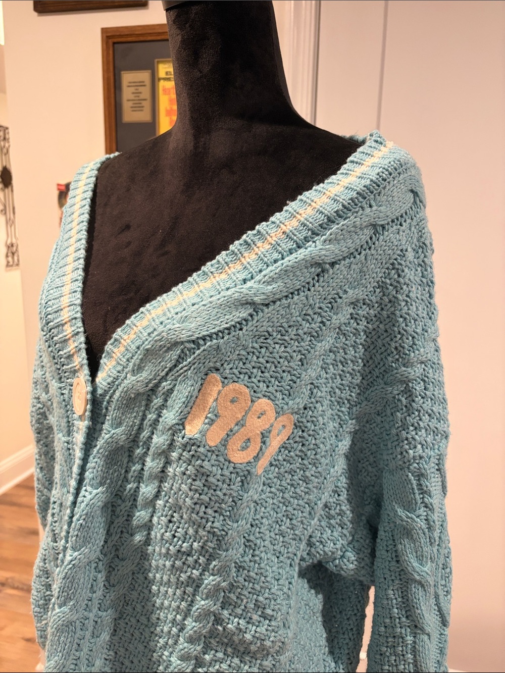 Taylor Swift 1989 Cardigan